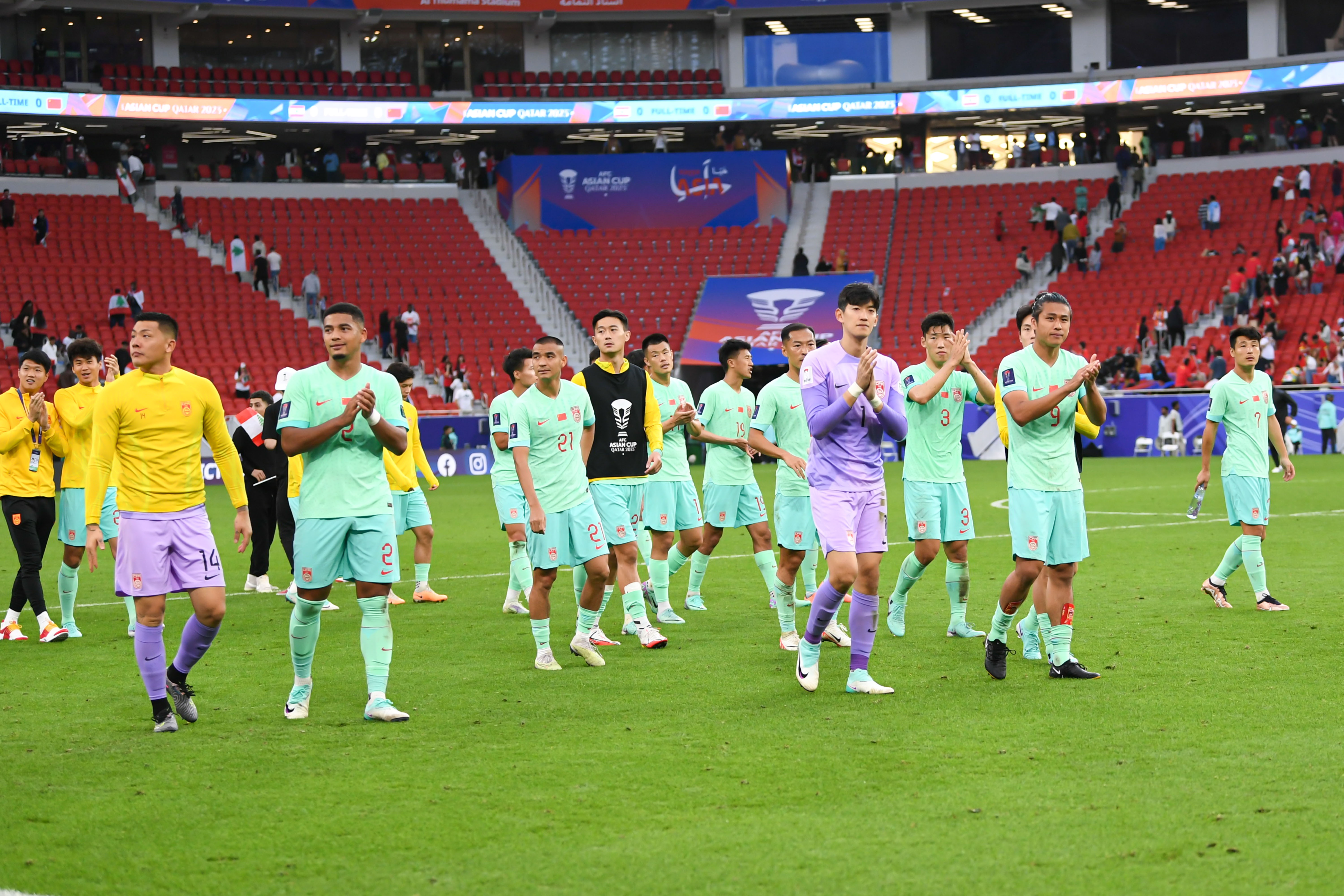 中国男篮时隔10年再进亚洲杯决赛，男足上次进亚洲杯决赛是21年前