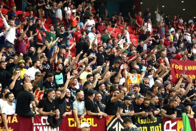 爱游戏 在线登录-输1比5好过输0比1，难忍伊利奇嘴硬，罗马死忠抗议