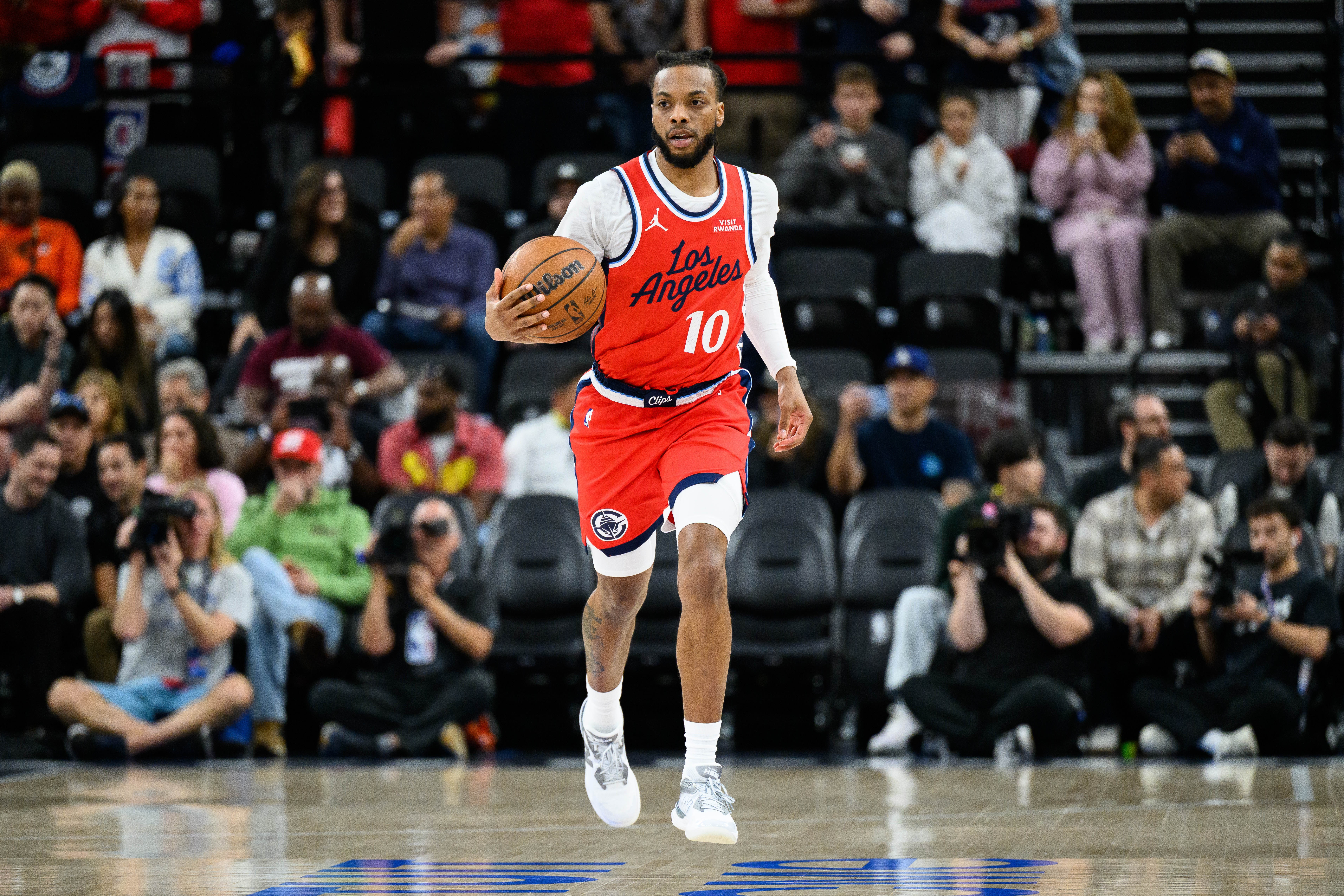 爱游戏 网页版-库里：加兰是难缠的对手在场上始终是威胁 很高兴看到他持续成长